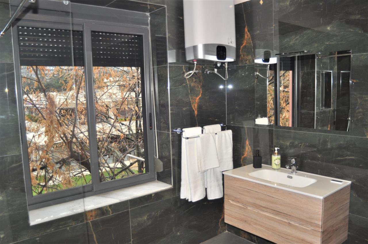 Bliri Executive Suite Tirana Buitenkant foto