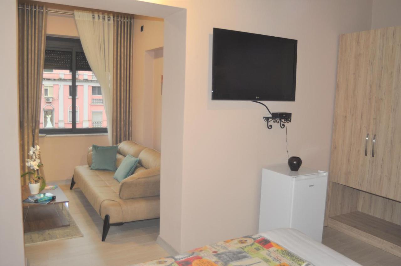 Bliri Executive Suite Tirana Buitenkant foto