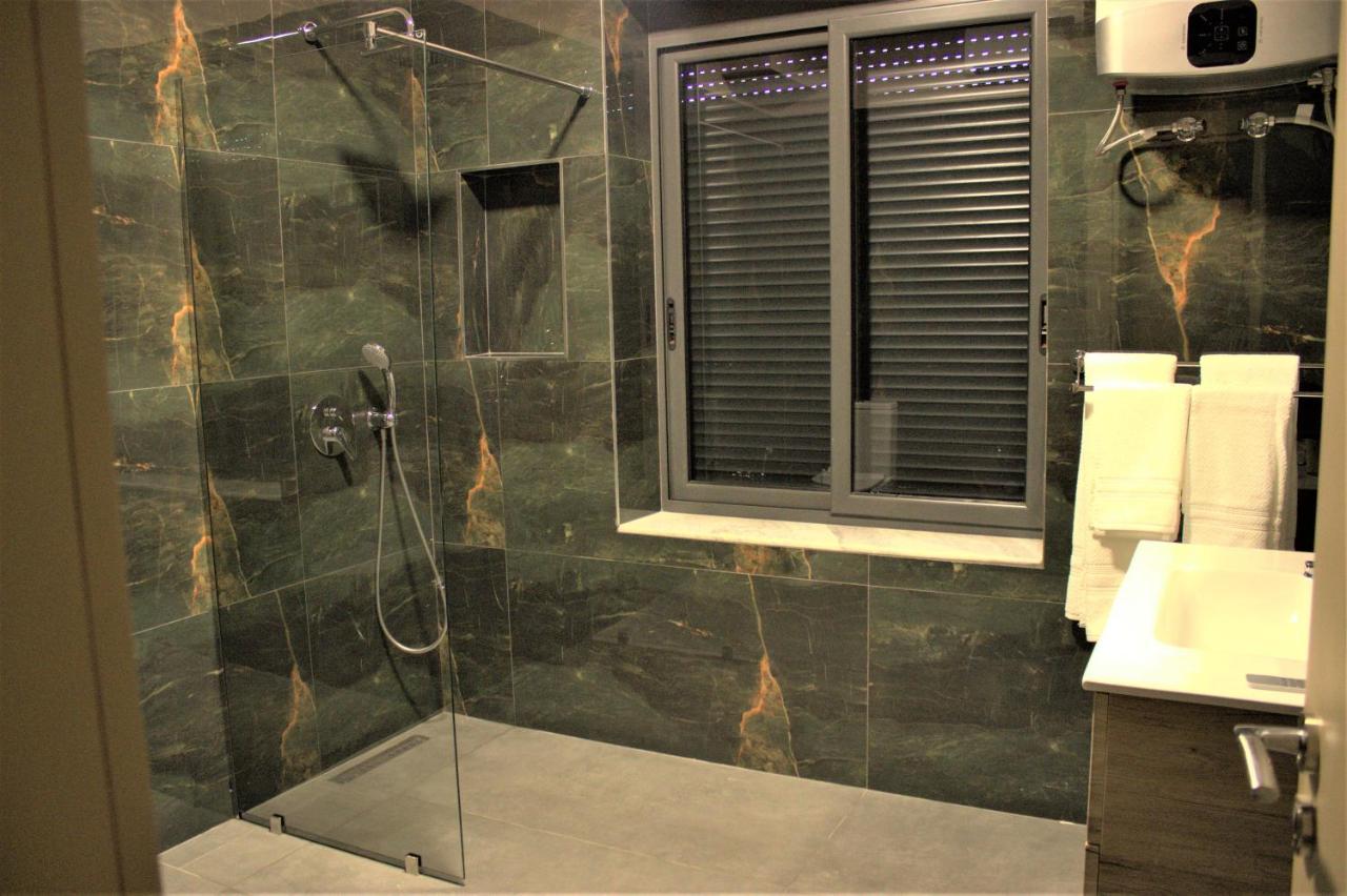 Bliri Executive Suite Tirana Buitenkant foto