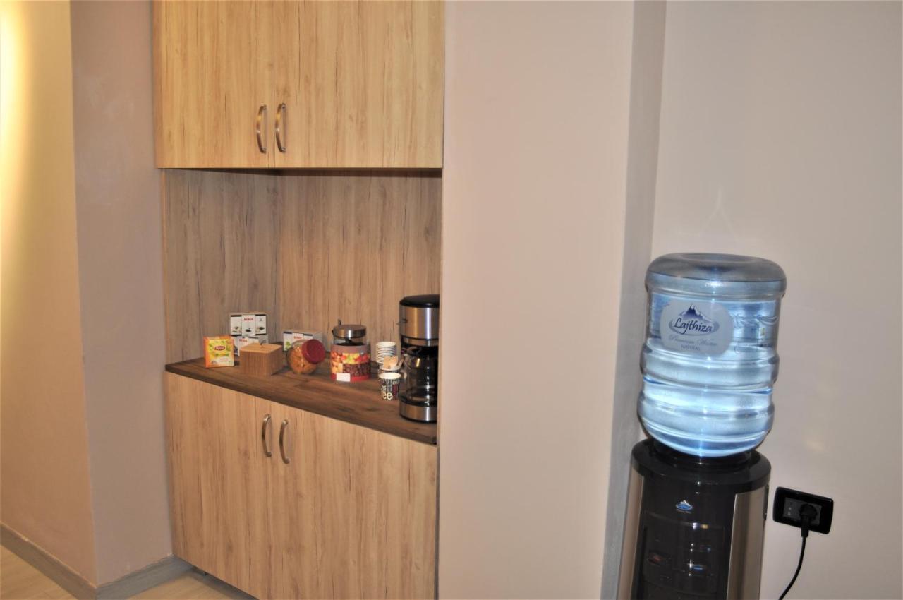 Bliri Executive Suite Tirana Buitenkant foto